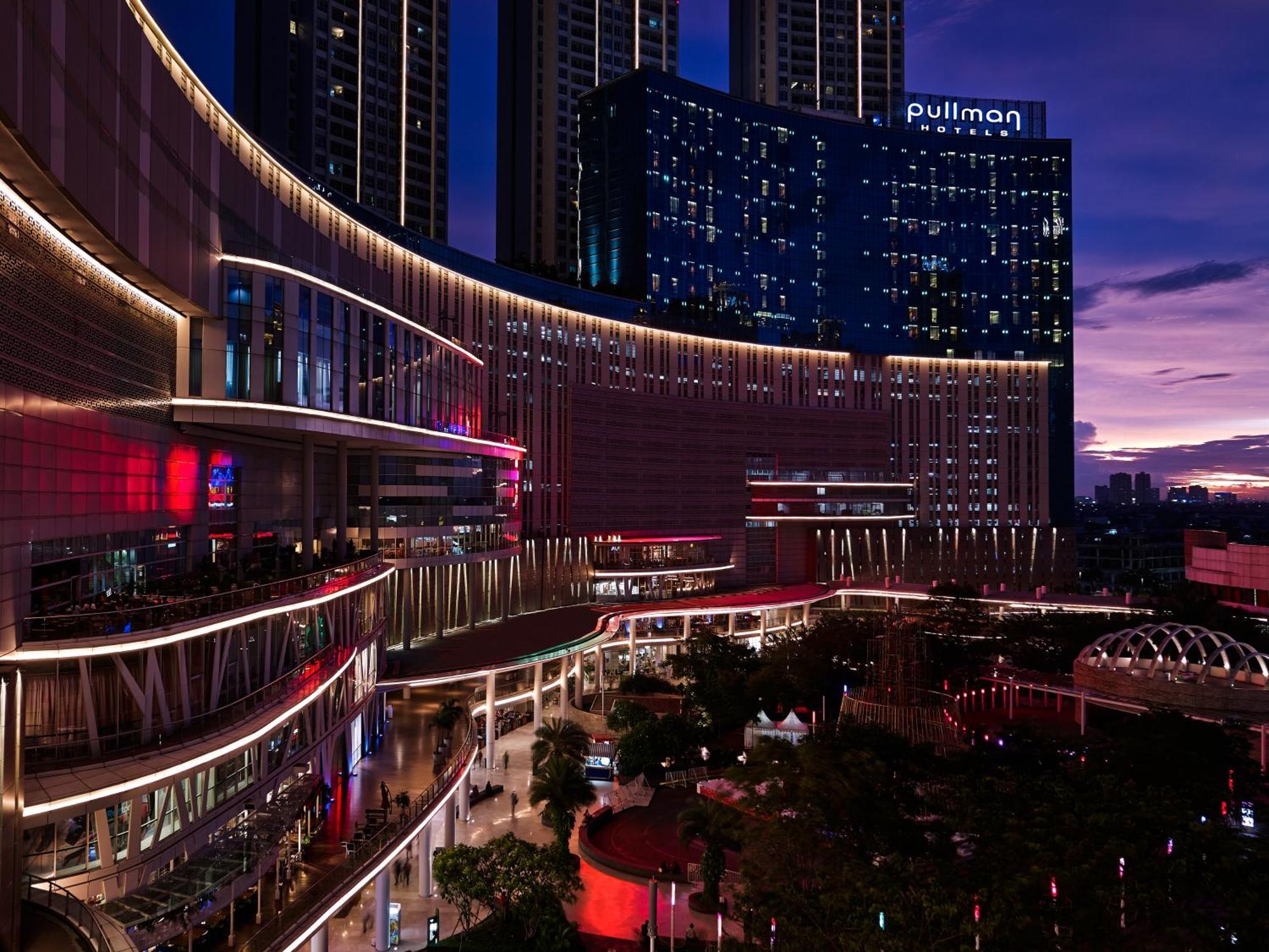 Pullman Jakarta Central Park Exteriör bild Pullman Hotel, Hanoi