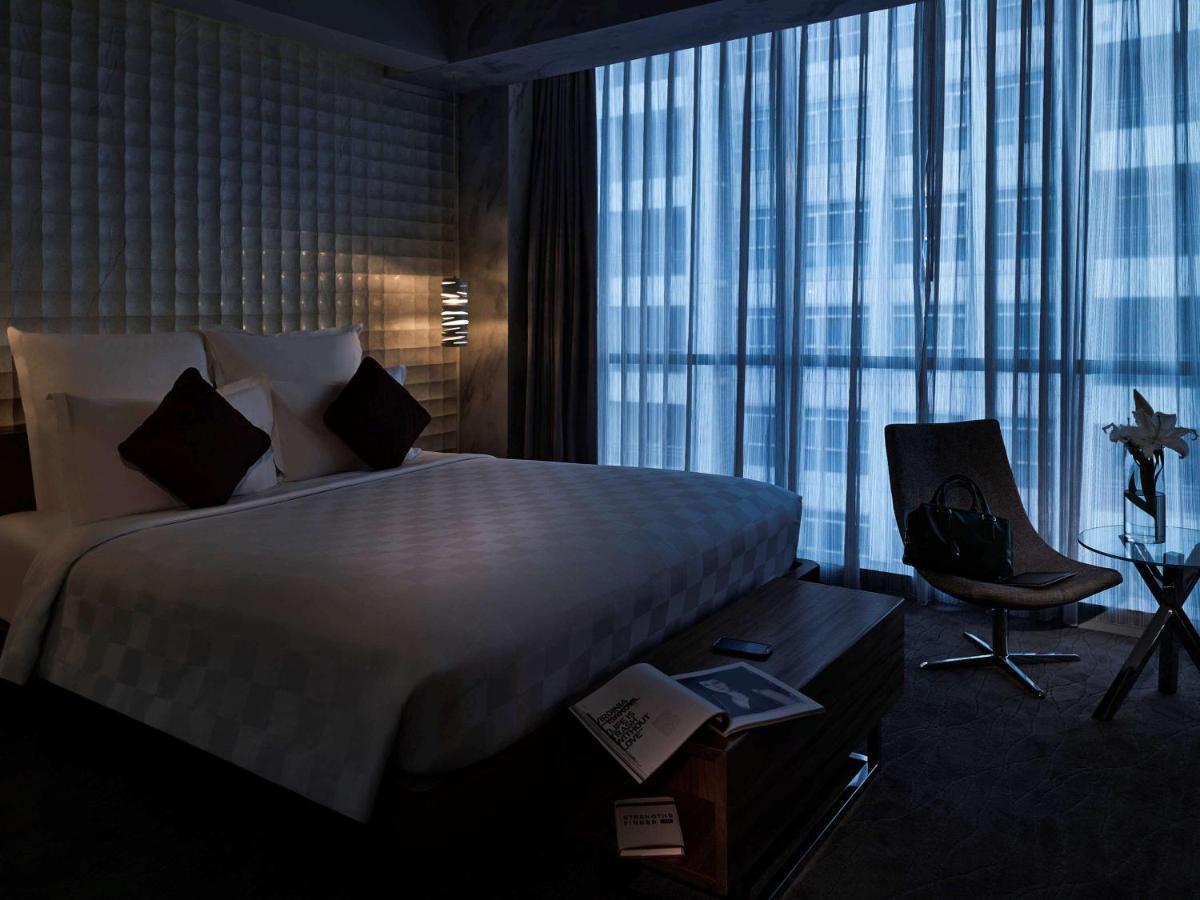 Pullman Jakarta Central Park Exteriör bild Deluxe Room